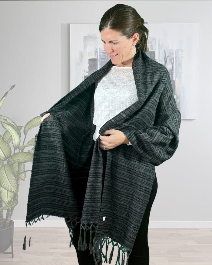 Rebozo Scarf Maria Black Baby carrier and Rebozo massage pic.2